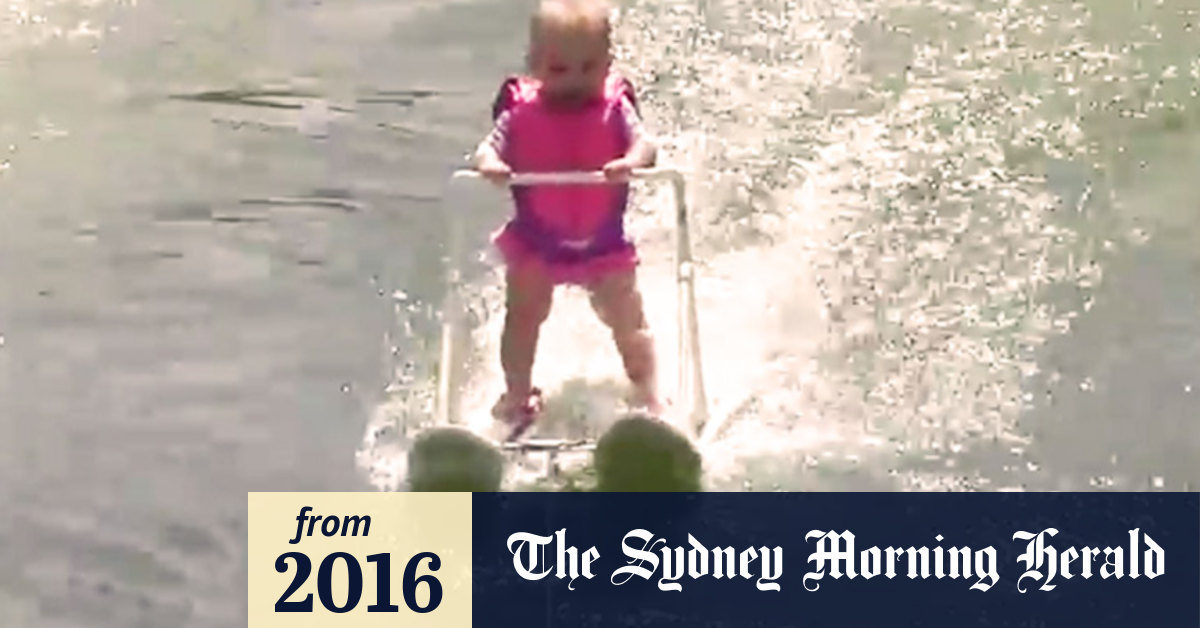 Video Waterskiing baby sets record